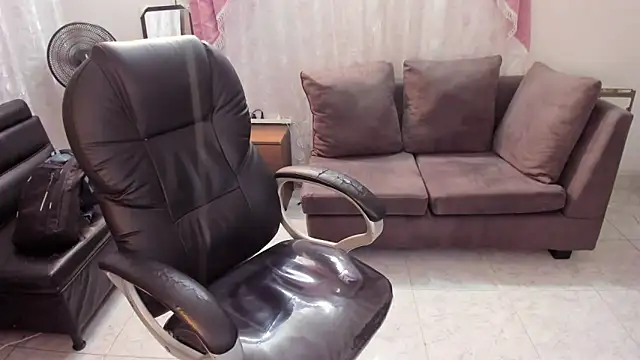 Jereth_Boy Adlı Modelin Canlı XXX Sohbeti