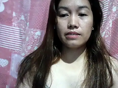 Živý XXX chat CreamyPussy30