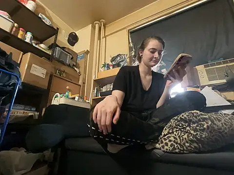 Chat XXX en directo de Snowbunnycake_131