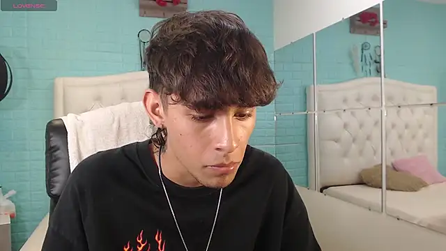 DraxBlade09's Live XXX Chat