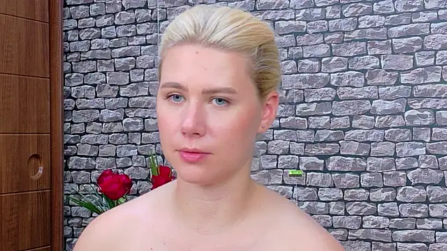 Živý XXX chat CuteBlondeMe