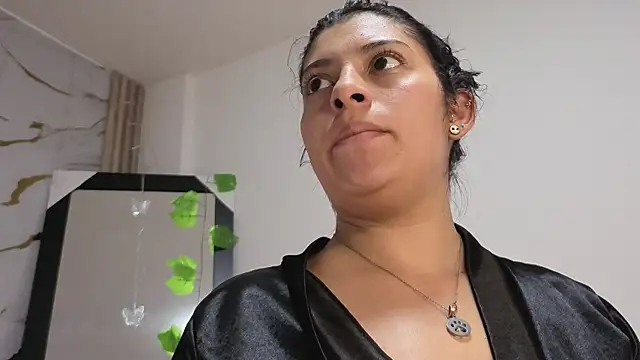 Iam_Issaa 라이브 XXX 채팅