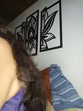 Chat +18 de Valeria888 ao vivo
