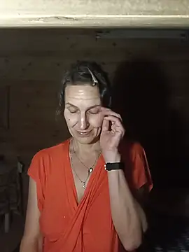 Živý XXX chat Alene_Lorrie