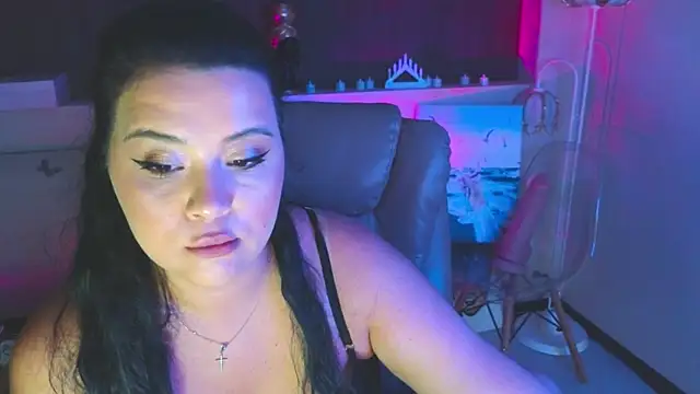 Chat +18 de Malika_uAngel ao vivo