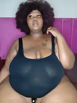 Chat XXX ao vivo de BustyBmw