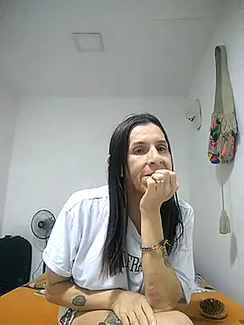 Cameron_puppy – Naživo XXX chat