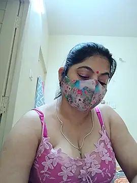 Živý XXX chat Ratna-777