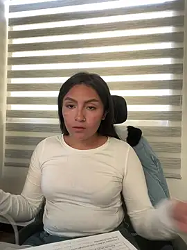 Živý XXX chat Alyha_cortes_