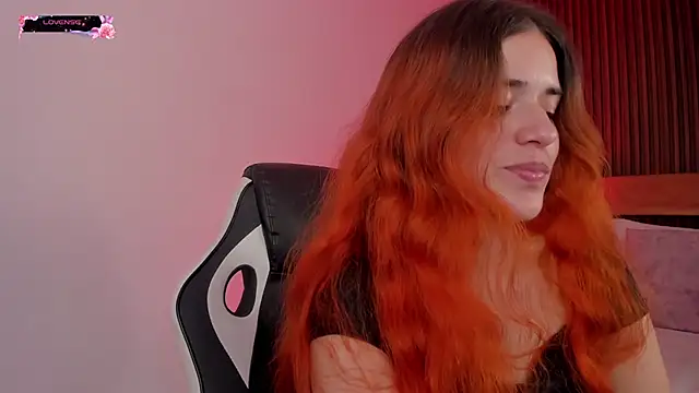 Živý XXX chat alliss_ginger_