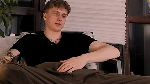 TalkingHead_0_'s Live XXX Chat