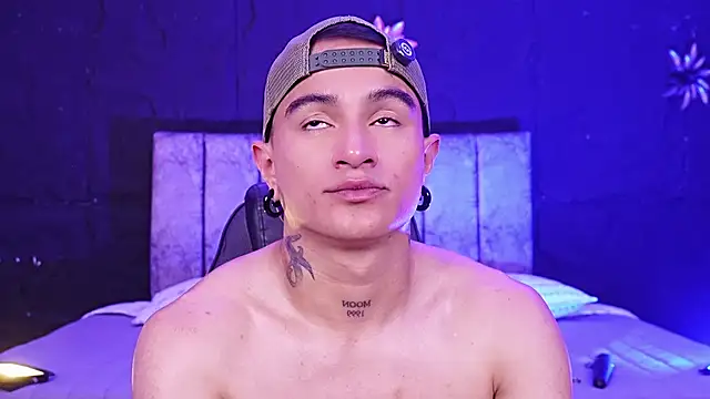 LiamDeep Adlı Modelin Canlı XXX Sohbeti