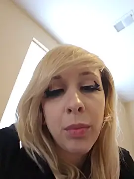 Chat +18 de AmethystFoxx ao vivo