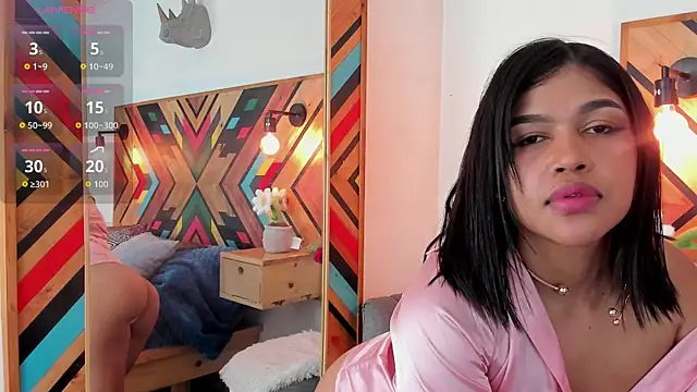 NaiirobiSwan Live XXX-Chat