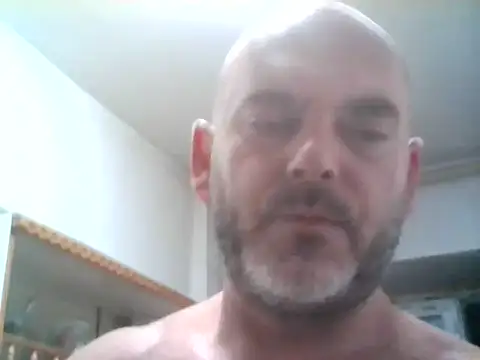 Živý XXX chat BartalesDaddy