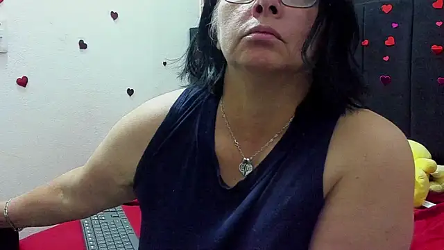 Evaaross_2345 – Live XXX-chat