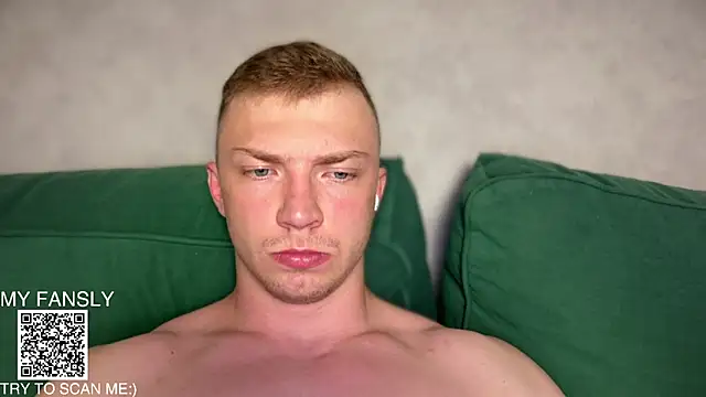 iron__chap Adlı Modelin Canlı XXX Sohbeti