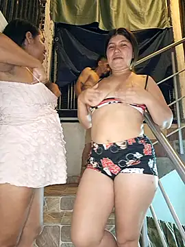 royalgirls_x Chat XXX live