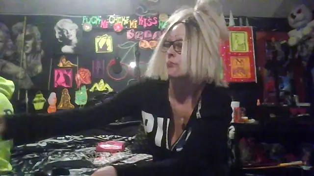 Chat XXX en directo de Splash_Queen420