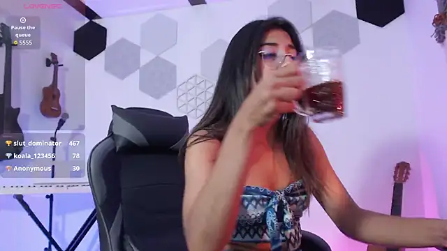 แชท XXX สดของ Susanahendrix