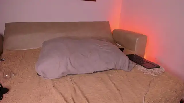 צ'אט XXX בשידור חי של VeronicaSmith_OS