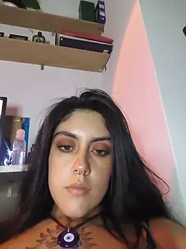 Chat XXX en directo de Mazikeen--