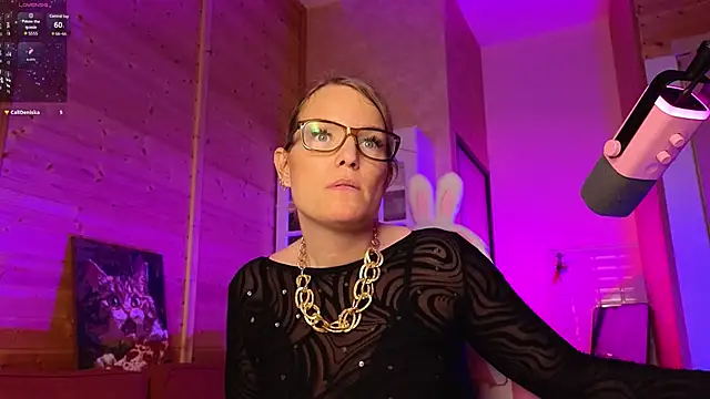 Lady_Shine's Live XXX Chat