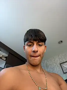 Lander_Cruz live XXX chat