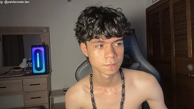 OopsAgain_ Chat XXX live