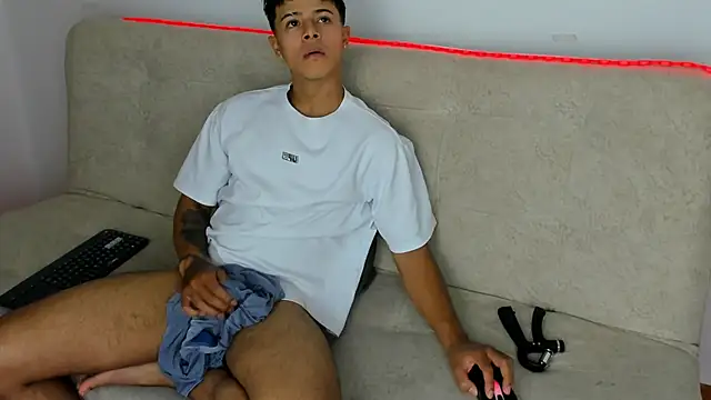 Chatroom XXX en direct de _Alex_Colton