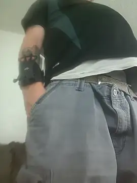 Chat XXX en directo de yourMasterisBored