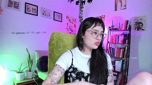 _Insomnia__'s Live XXX Chat