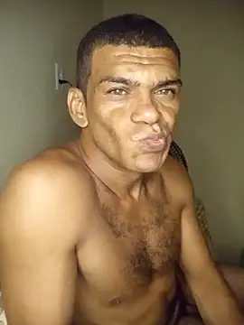 Show de TiagosafadoFortaleza na webcam