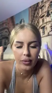 Živý XXX chat AubrieleRouj1