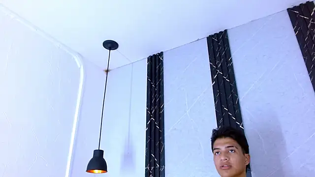 MaxWyatt_ live XXX chat