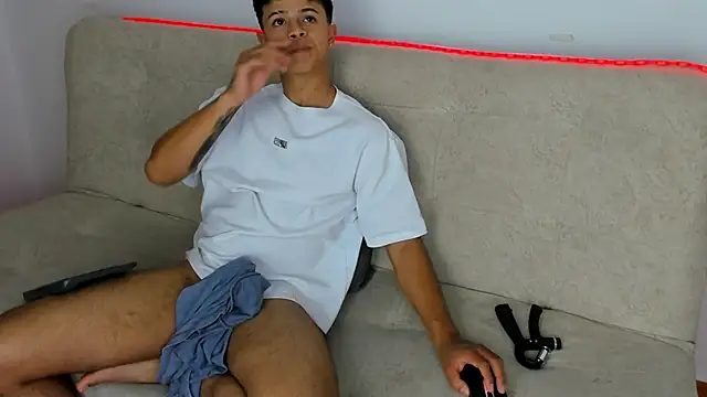 _Alex_Colton Adlı Modelin Canlı XXX Sohbeti