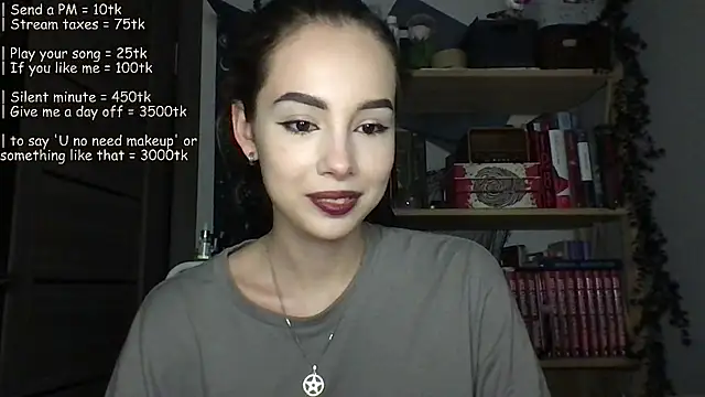 Yuna5343 Chat XXX in diretta