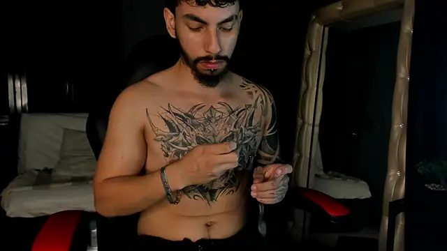 XXX chat uživo modela levi_wolf