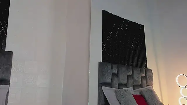 XXX chat uživo modela Alexxus_Smith