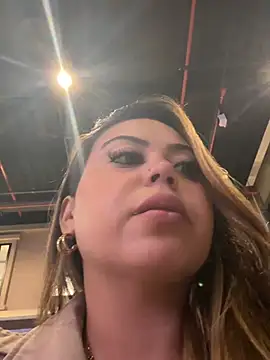 lariic Live XXX-Chat