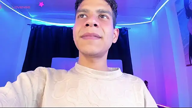 Ethan_Boyy Live XXX-Chat