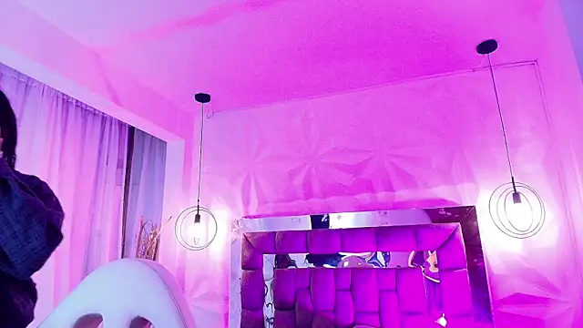 Queen_perla_ Adlı Modelin Canlı XXX Sohbeti