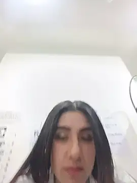 צ'אט XXX בשידור חי של CAROLINE__07