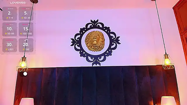 Skyee_angel élő XXX-chatje