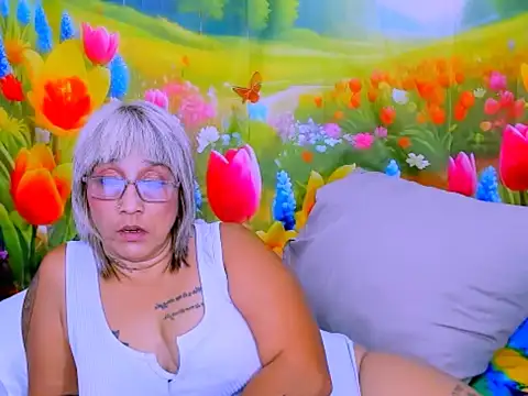 indianroxy Live XXX-chat