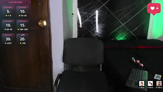 Adrian_Wolf – Naživo XXX chat