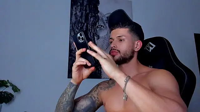 Santos_ramirez1のライブXXXチャット