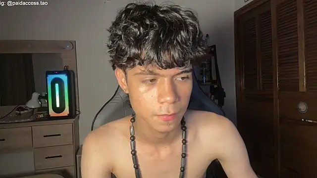 OopsAgain_ Adlı Modelin Canlı XXX Sohbeti