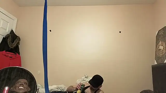 hailzeffn Show in webcam