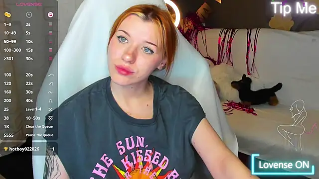MeganNewCat: απευθείας συνομιλία ΧΧΧ